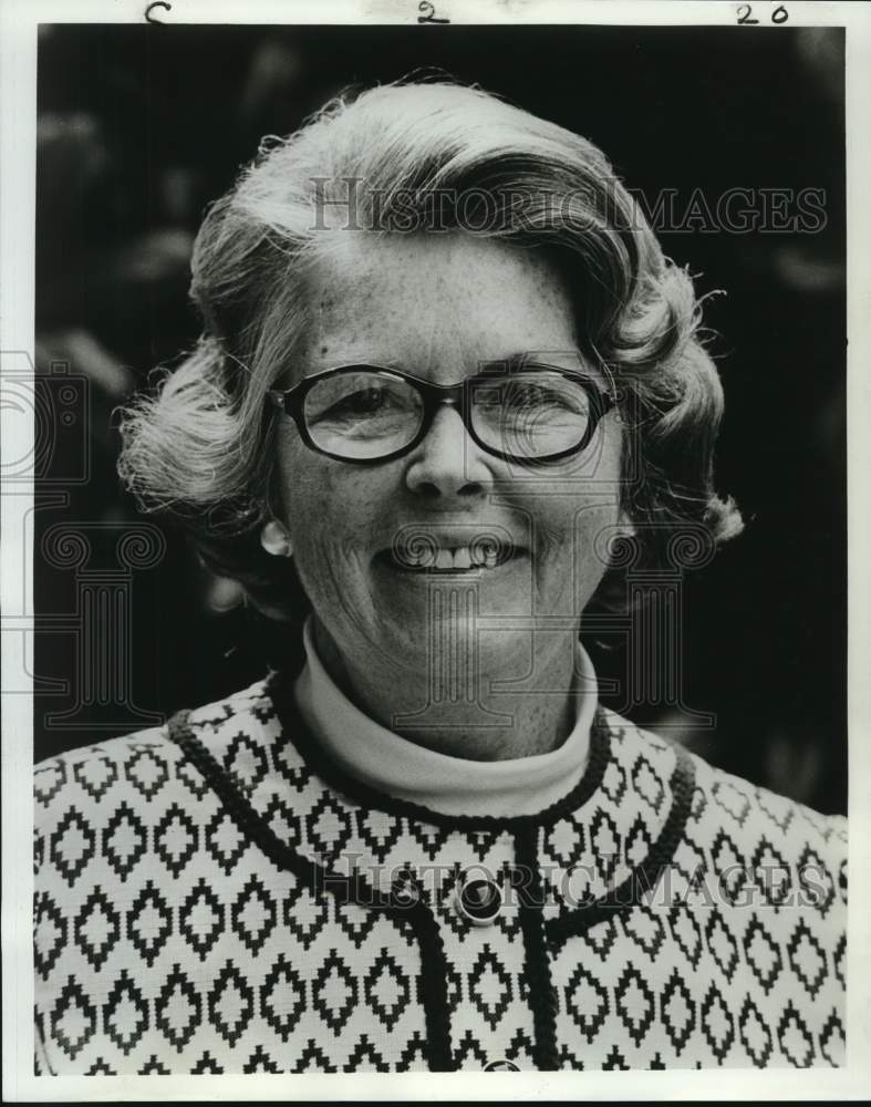 1972 Mrs. George Shultz, wife of the secretary of treasury - Historic Images