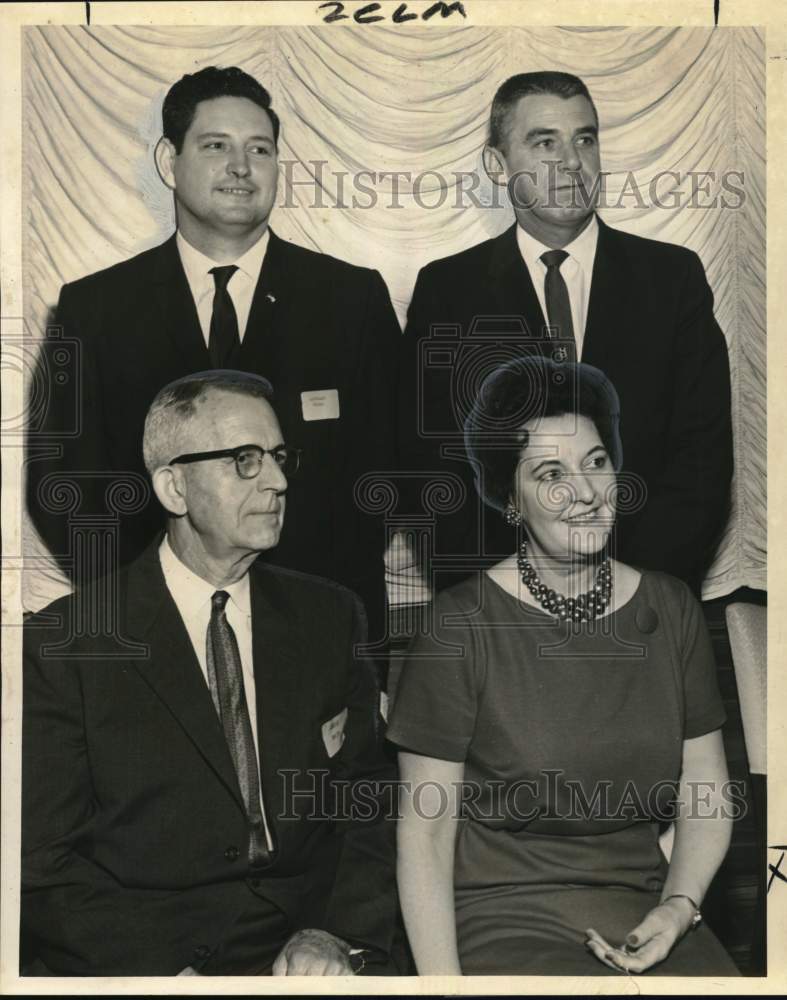 1962 Louisiana Voter Registrars Association officers meet at hotel - Historic Images