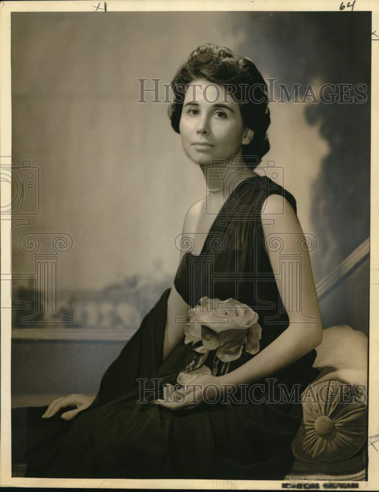 1959 Freida Sliman, Debutante - Historic Images