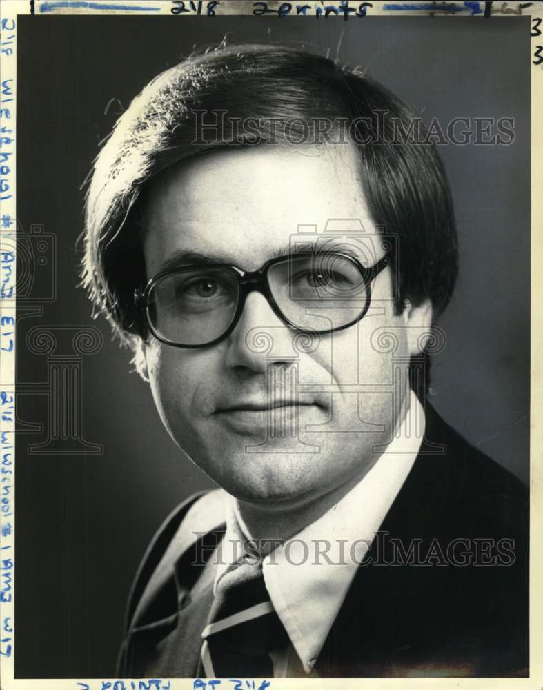 1977 Terry Verigan, sales representative for Xerox Corporation - Historic Images