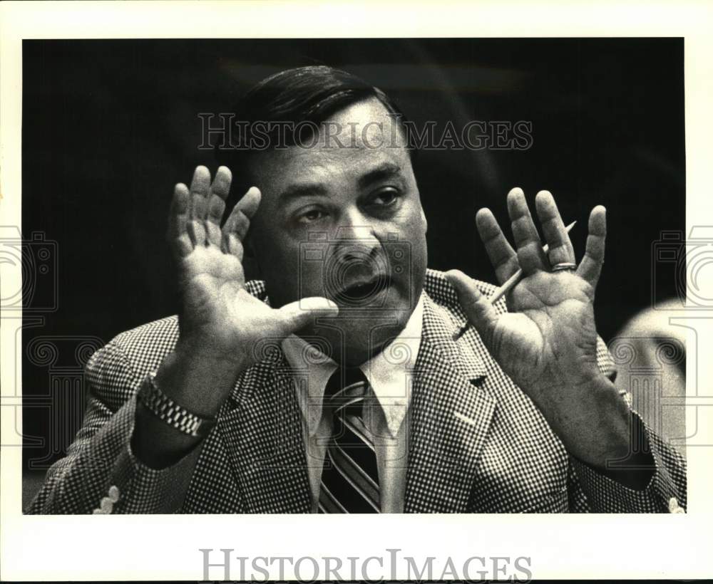 1984 William Slatten, Levee Board president talks to marina members - Historic Images