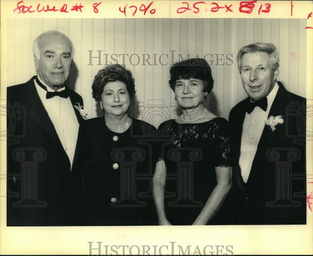 1993 Dignitaries attending the Business Hall of Fame Gala - Historic Images