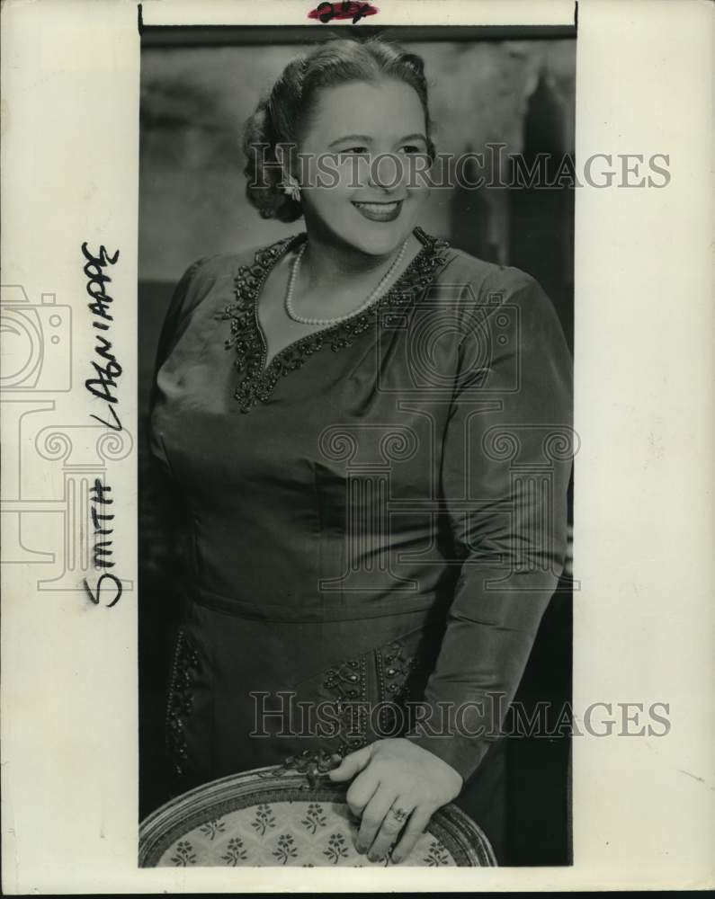 Kate Smith, Socialite - Historic Images