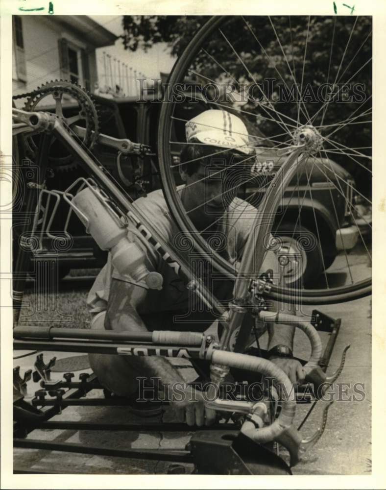 1984 Press Photo Michael Valles will ride bike cross country for hospital- Historic Images