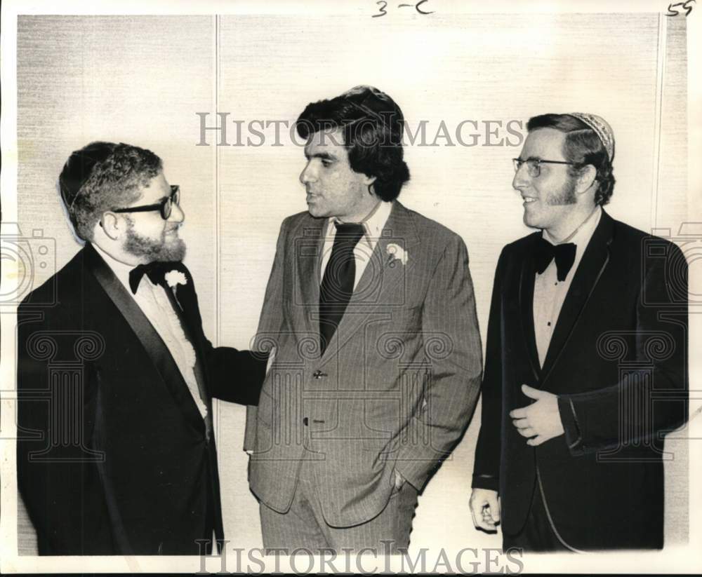 1973 Participants of dinner of Lakeshore Hebrew Day School - Historic Images