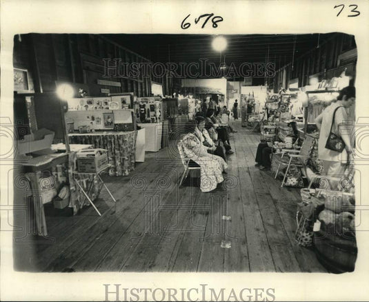 1977 Press Photo Ponchatoula's Country Market vendors - noc68001- Historic Images