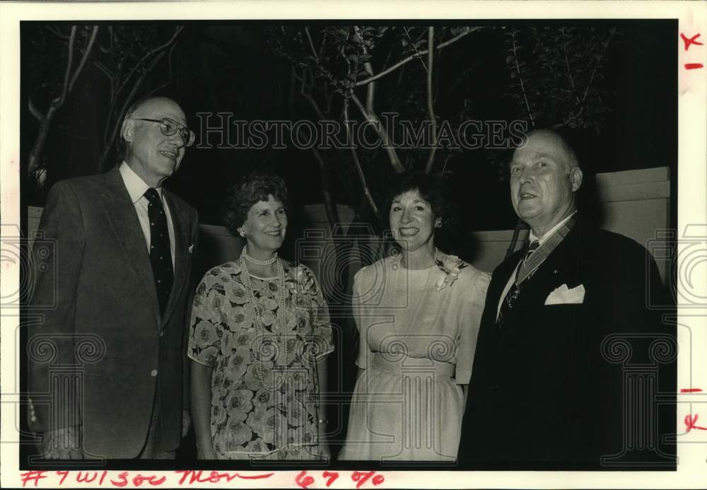 1990 Dignitaries at the Society of Colonial Wars Benefit Party - Historic Images