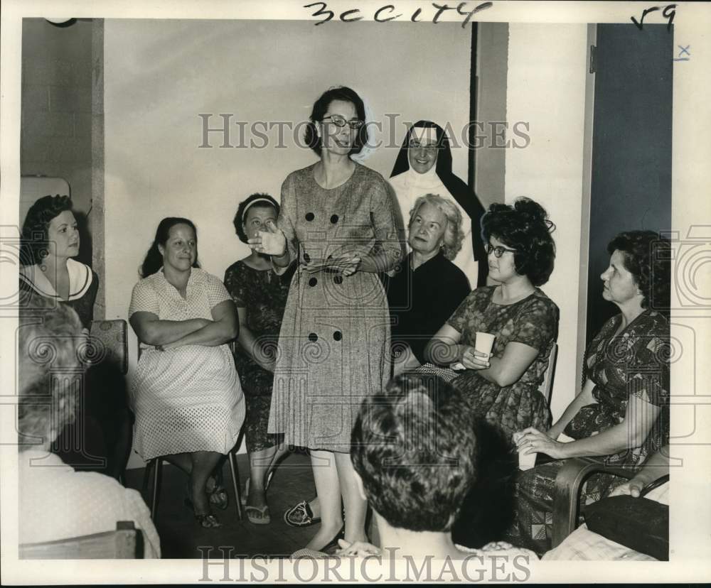 1965 Sister Mary Magdalen and Florida Housing Project participants. - Historic Images