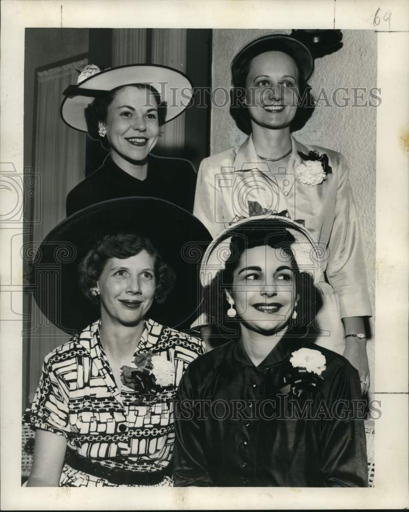 1952 Delta Women&#39;s Club election of officers - Historic Images