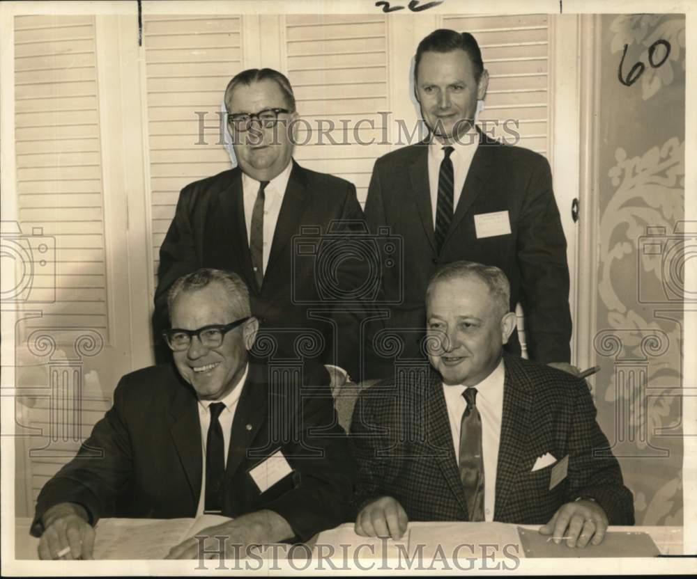 1963 Press Photo New officers named at the Southern Hardwood Producers meeting. - Historic Images