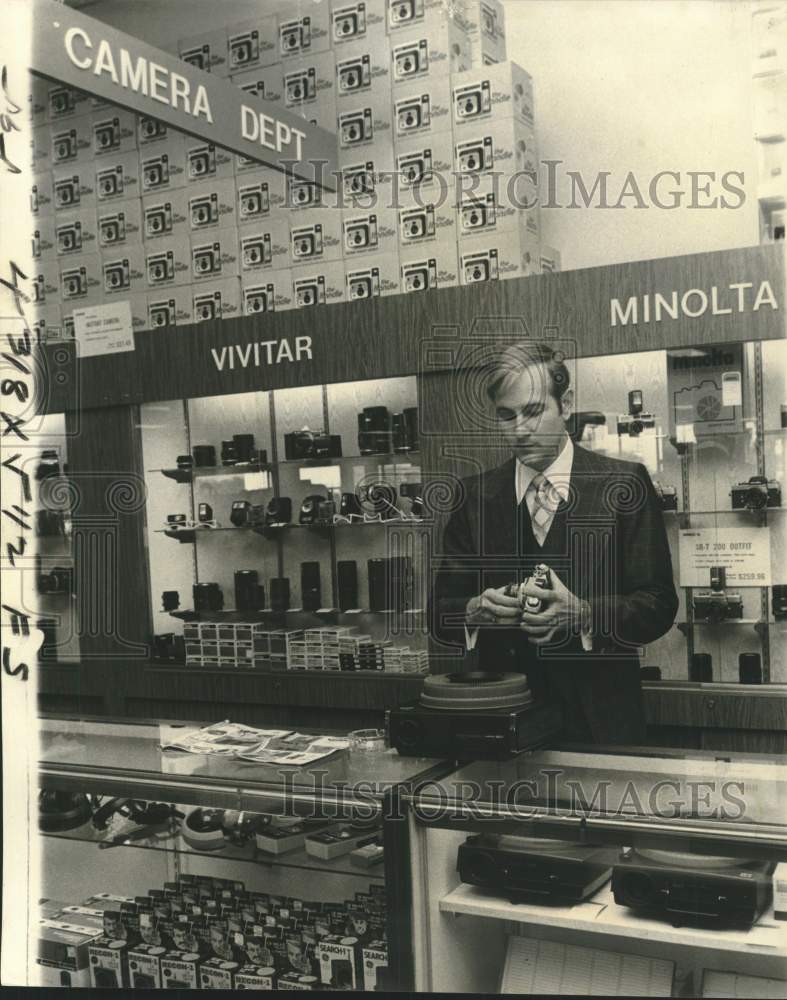 1977 Michael Turner, Leonard Krower store manager - Historic Images