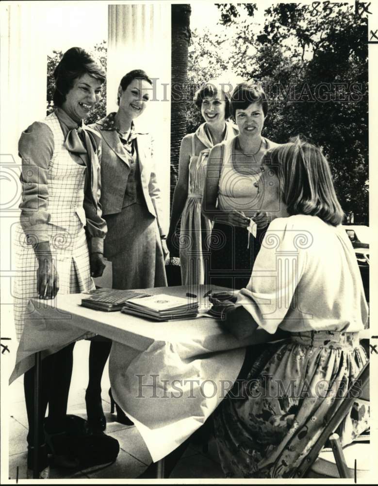 1978 Tulane University Women&#39;s Association hosted Fall Coffee party - Historic Images