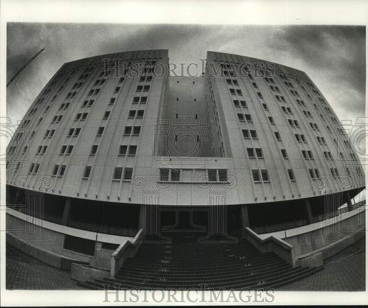 1977 Press Photo General view of Tulane Medical Center Hospital and Clinic - Historic Images