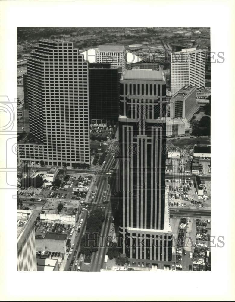 1993 Press Photo Aerial view of New Orleans from One-Shell Square building- Historic Images