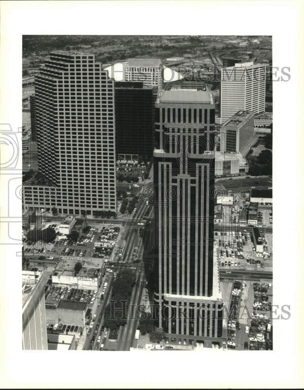 One Shell Square 1993 Press Photo Aerial view of New Orleans from One-Shell Square buil ...