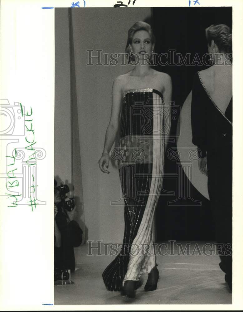 1985 Strapless beaded sheath gown from Bob Mackie - Historic Images