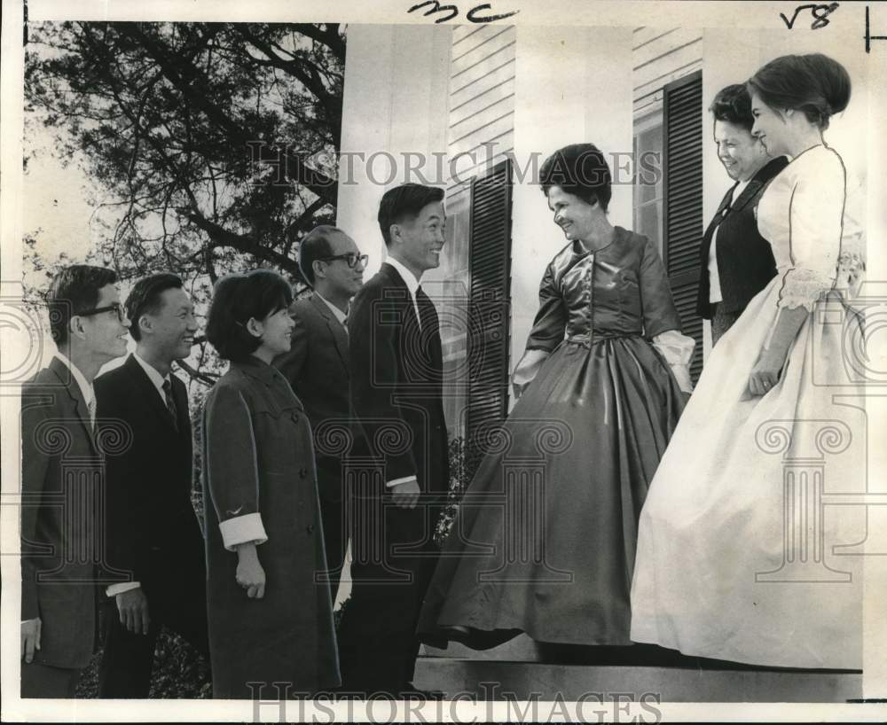 1967 Students from China welcomed at University of Mississippi-Historic Images