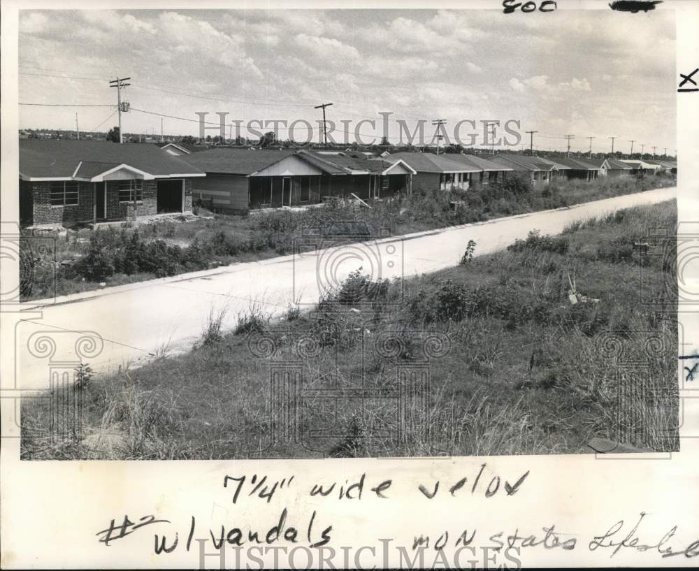 1973 Unfinished, vandalized houses at University City in Kenner - Historic Images