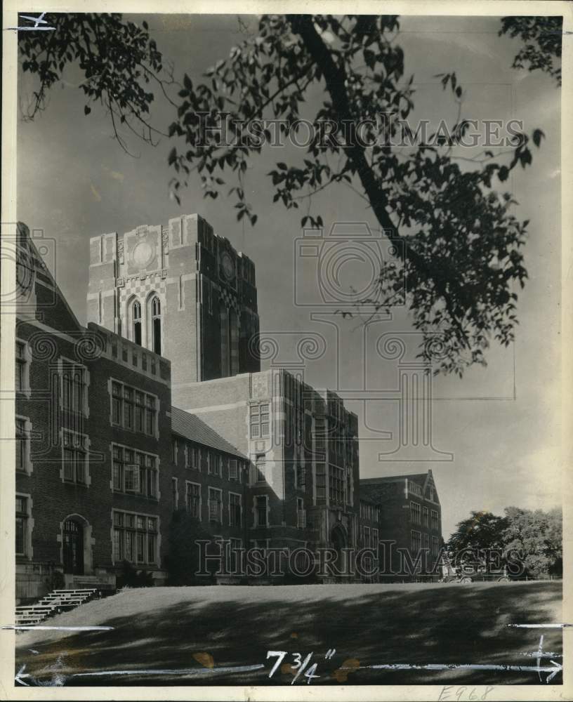 University of Tennessee's Agnes Hall and tower exterior - Historic Images