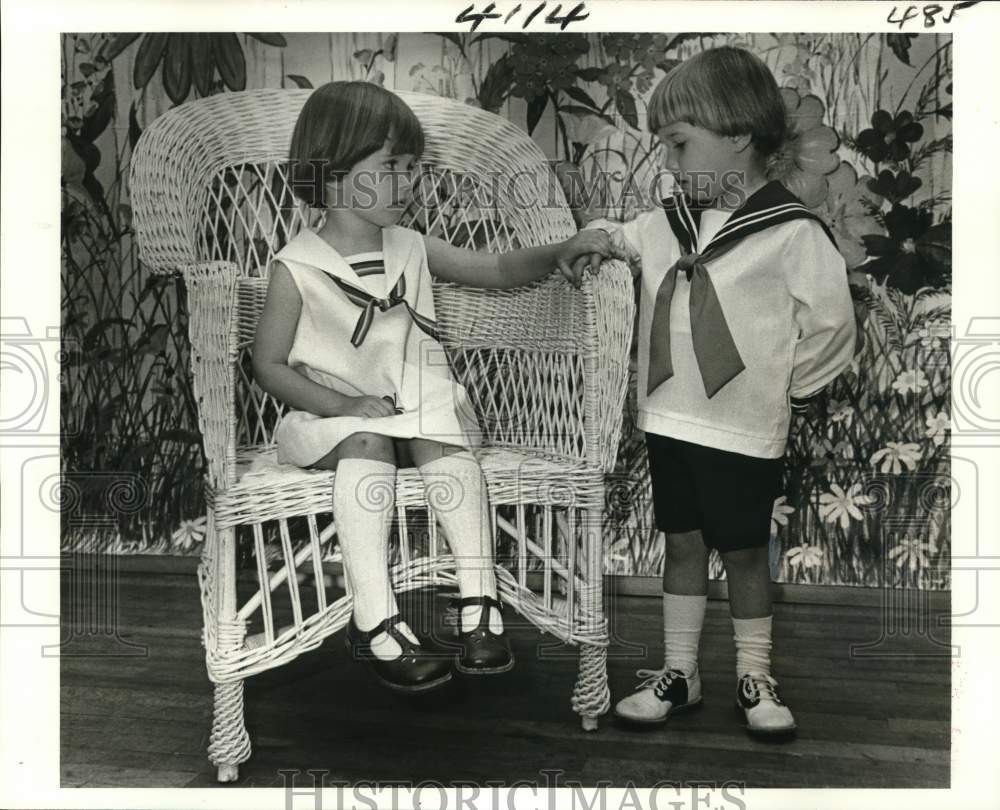 1979 Press Photo Kids in sailor ensembles at Lollipop Fashion Show in Valencia - Historic Images