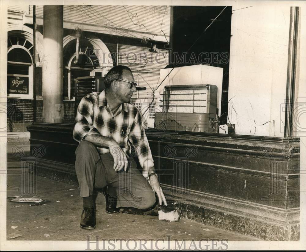 1966 Press Photo Benjamin Toups, manager of Lott's Furniture - noc81388- Historic Images
