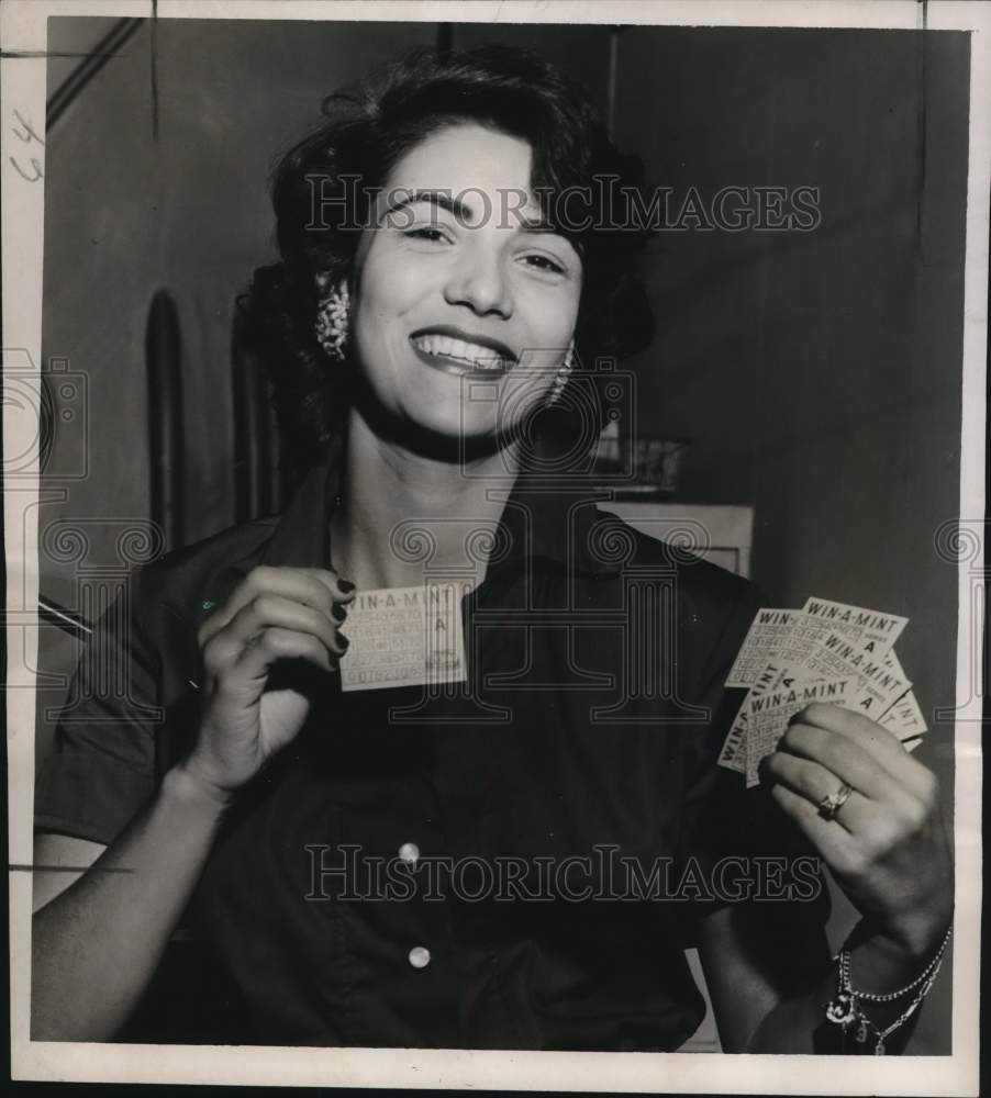 1956 Press Photo Mrs. Betty Gregoire, first &quot;Win-A-Mint&quot; contest winner- Historic Images