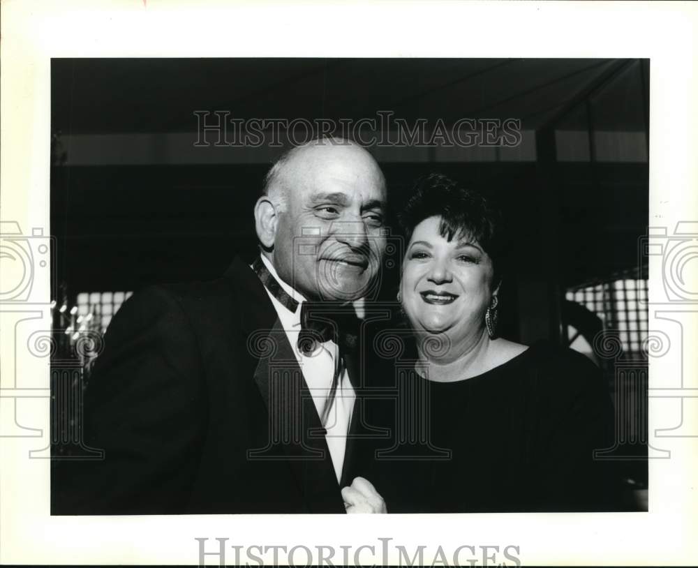 1994 Press Photo Doctor Mack Thomas &amp; Donna Kelin at the LSUMC event - noc89947 - Historic Images