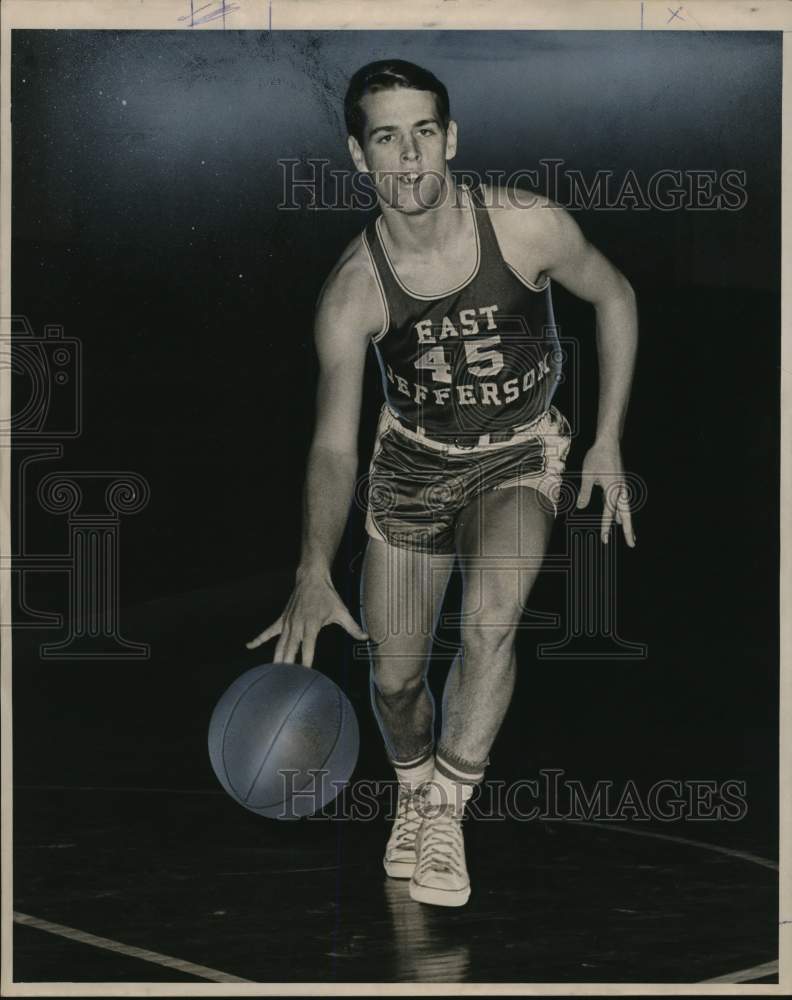 Press Photo Basketball player Bob Thomas of East Jefferson - noc91287 - Historic Images