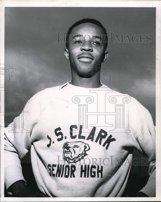 1968 Press Photo Quarter miler Carl Thompson of Clark Senior High - noc92884- Historic Images