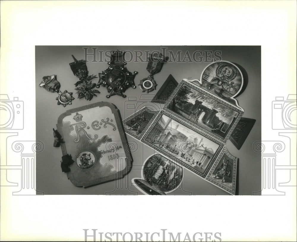 1995 Mardi Gras Rex Medals, Invitation, and other Collectibles - Historic Images