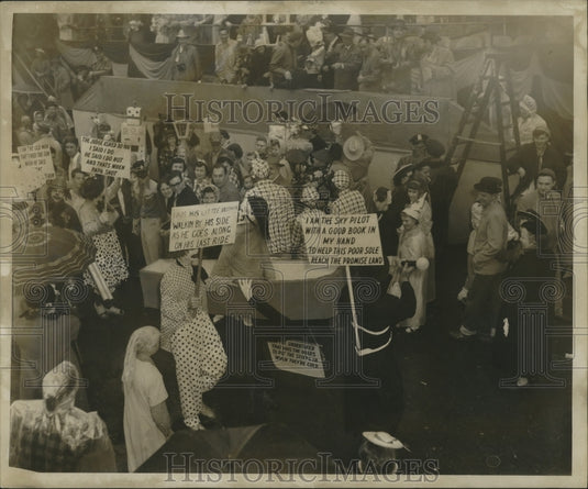 1955 Crowd of Costumed Maskers, Mardi Gras, New Orleans  - Historic Images