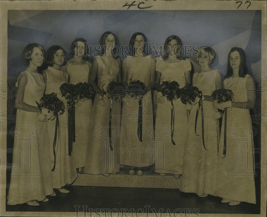 1967 New Orleans Mardi Gras Squires Ball maids of honor  - Historic Images