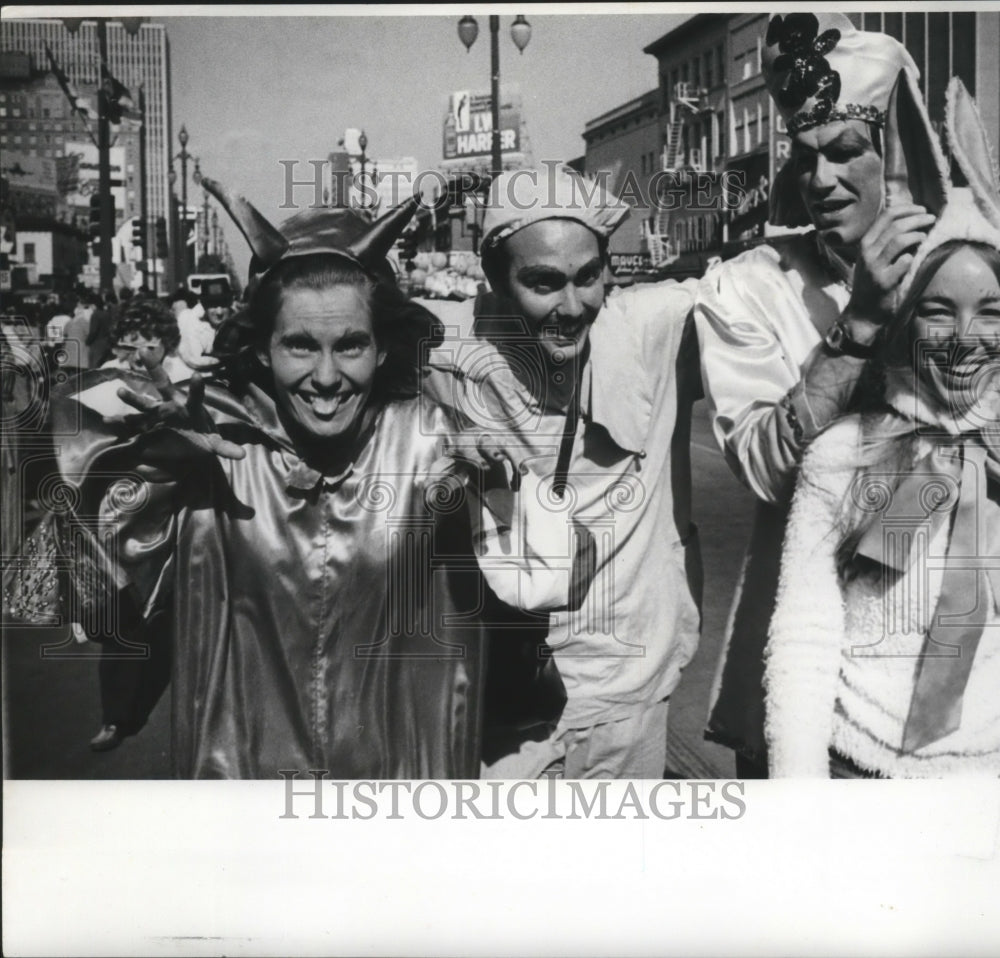 1978 group in various costumes during Mardi Gras in New Orleans - Historic Images