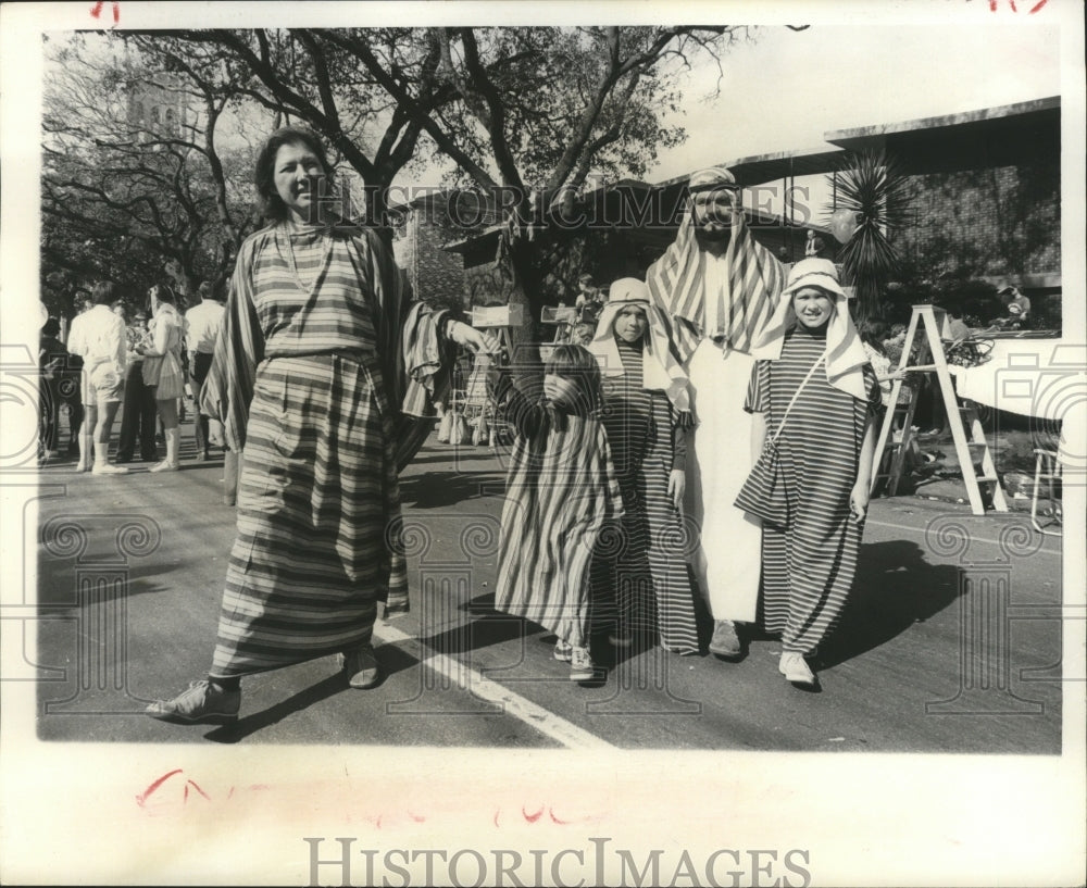 1975 Carnival Maskers as Arabs on St Charles Street New Orleans - Historic Images