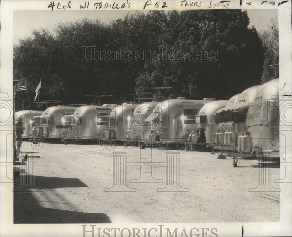 1974 Carnival visitors set up camp - Historic Images