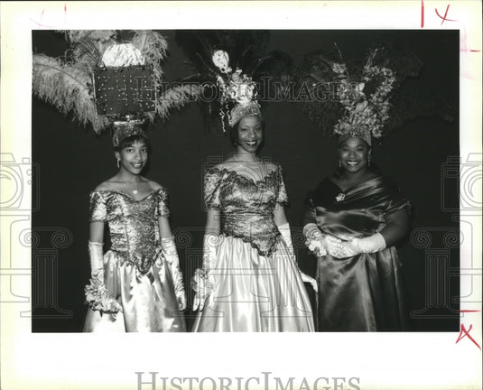 1995 Krewe of Zulu at Zulu Ball, Mardi Gras, New Orleans  - Historic Images