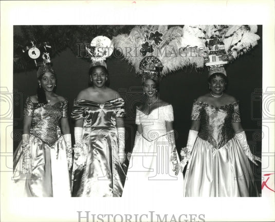 1995 Krewe of Zulu at Zulu Ball, Mardi Gras, New Orleans  - Historic Images
