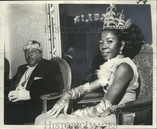 1971 King and Queen of Zulu at Coronation Ball, Mardi Gras, LA - Historic Images