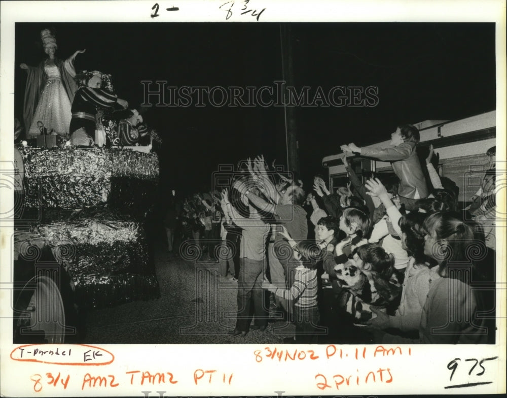 1982 Parade Floats Pass Crowd at New Orleans Carnival  - Historic Images