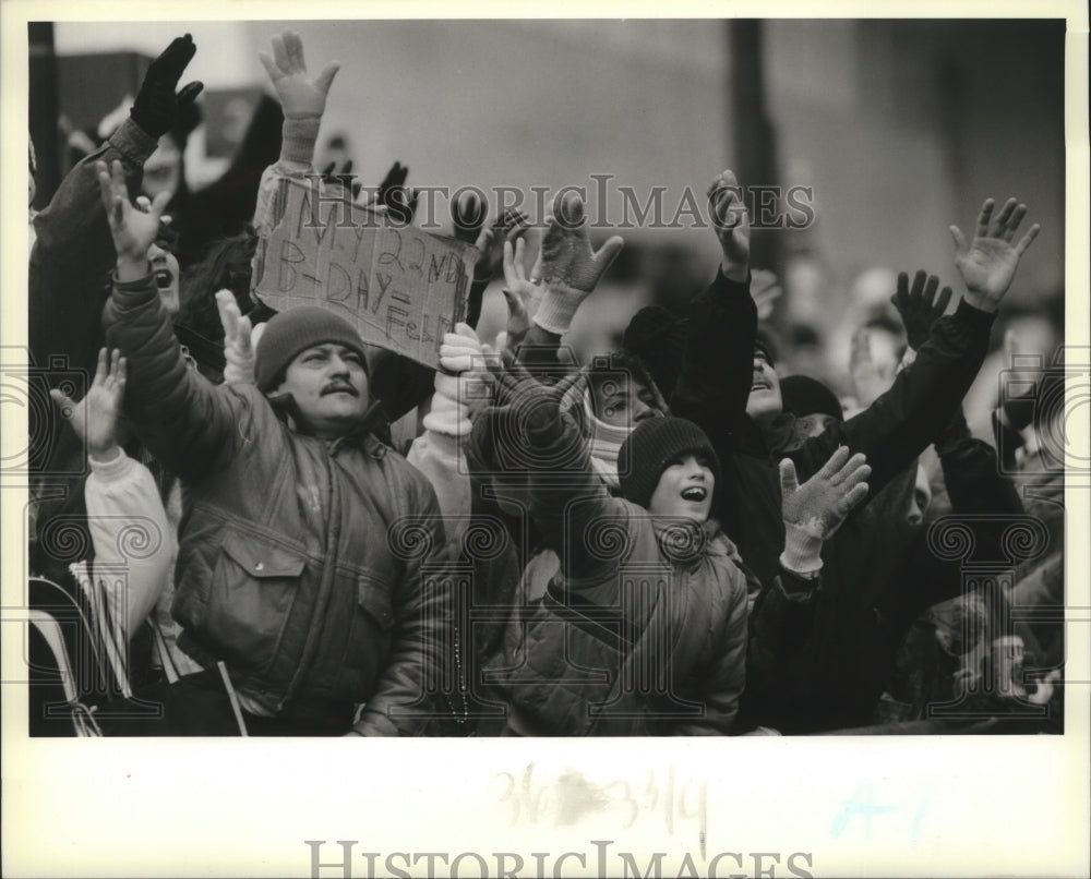 1989 Carnival Crowd on St. Charles in New Orleans to See Rex Float - Historic Images