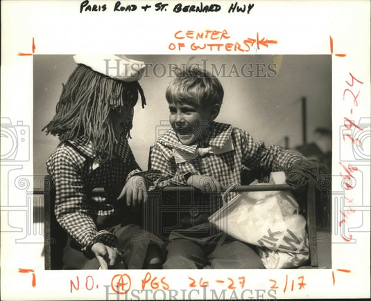 1979 Two Young Carnival Maskers as Raggedy Ann & Andy in New Orleans - Historic Images