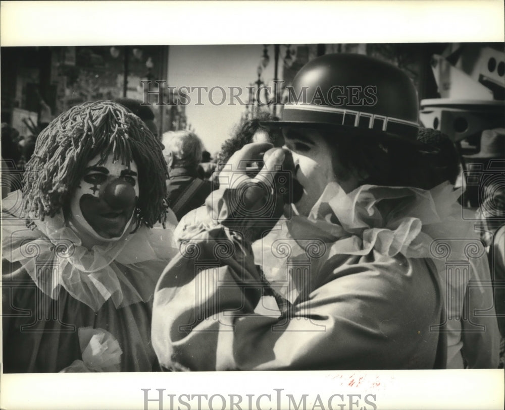 1988 Mardi Gras Carnival Maskers  - Historic Images