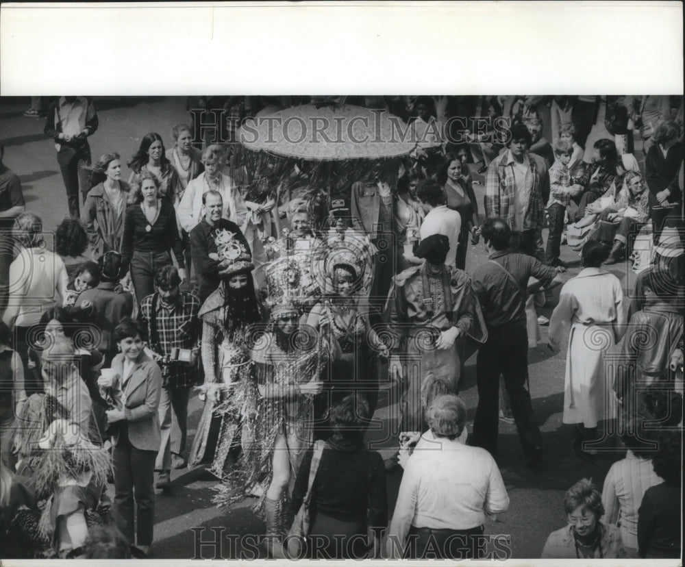 1988 Mardi Gras Carnival Maskers  - Historic Images