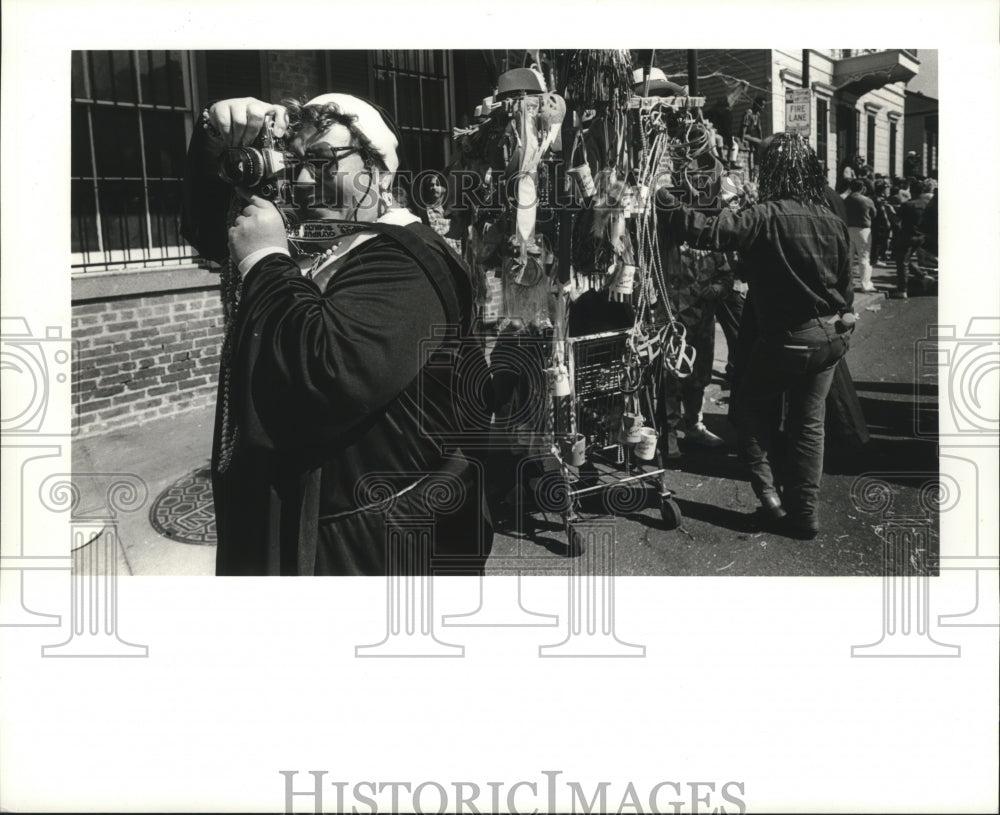 1988 Mardi Gras Masker &quot;Mother Inferior&quot; Connie Mathis of La Place. - Historic Images