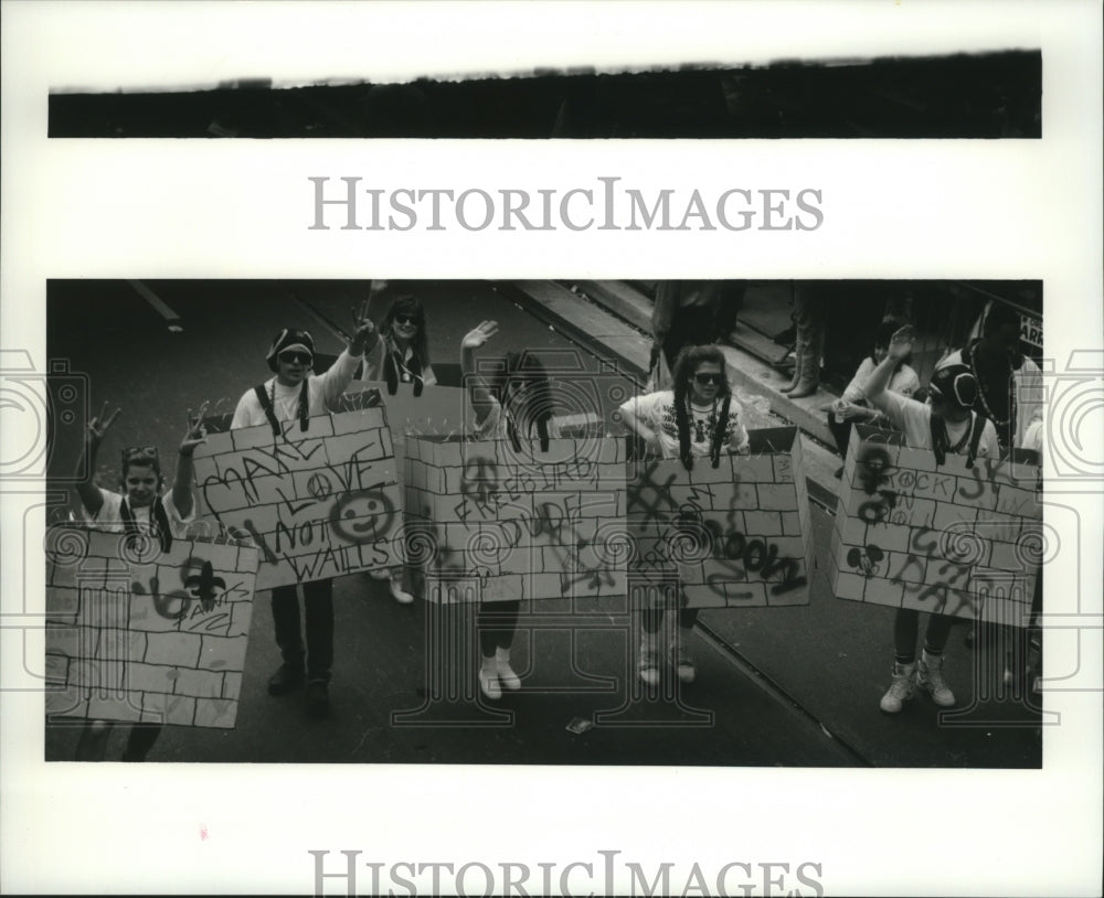 1990 Maskers as the Berlin Wall at Mardi Gras, New Orleans - Historic Images