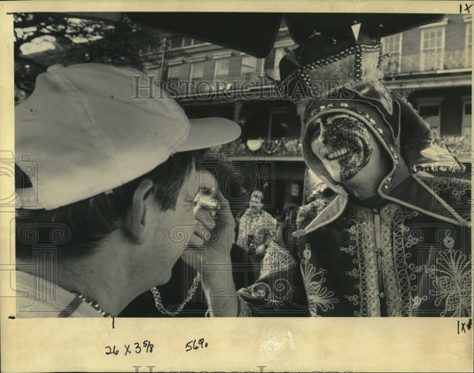 1993 Harry Hand paints Jay Lucas' face in Jackson Square - Historic Images
