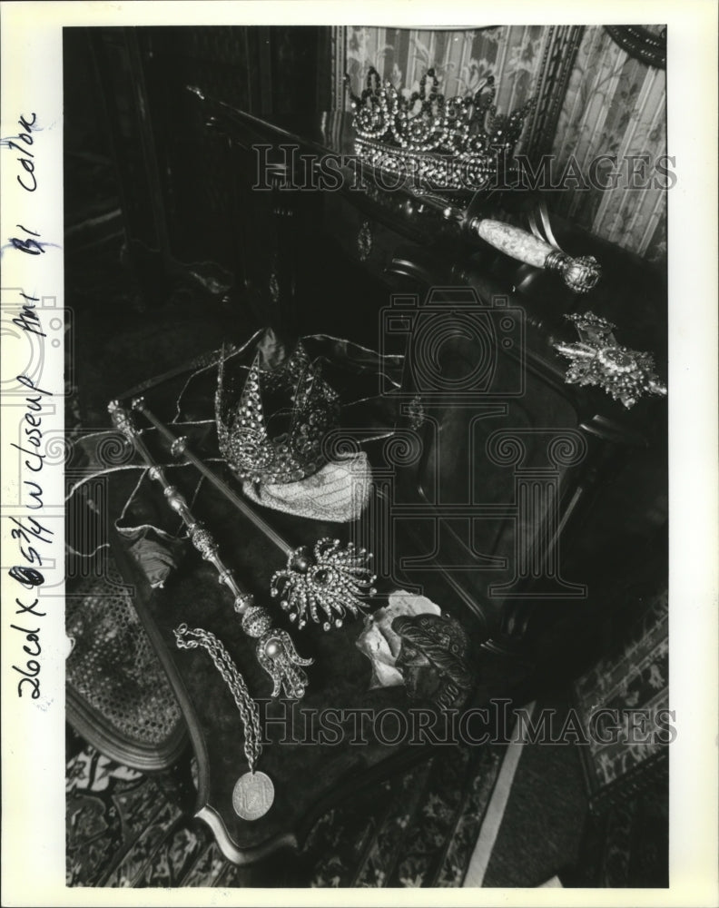 New Orleans Mardi Gras memorabilia on display at Auction Gallery - Historic Images