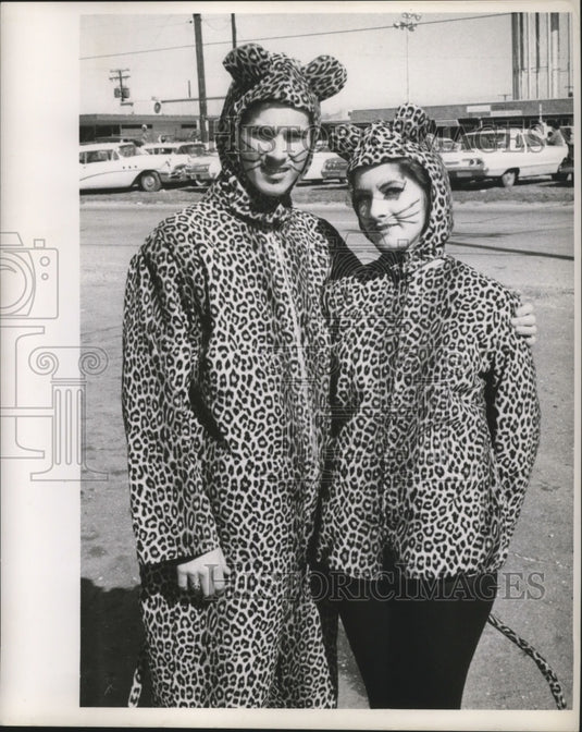 1963 New Orleans Mardi Gras cat costumes  - Historic Images