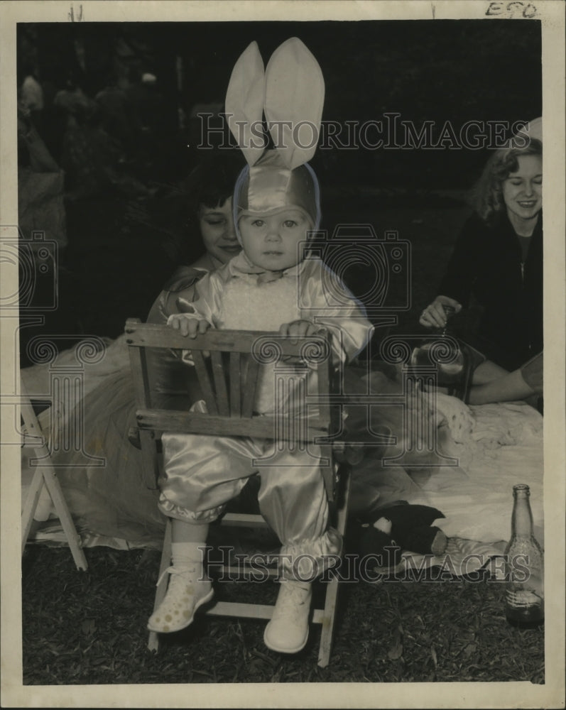 1957 Bunny Rabbit Awaits Big Show at Mardi Gras, New Orleans - Historic Images