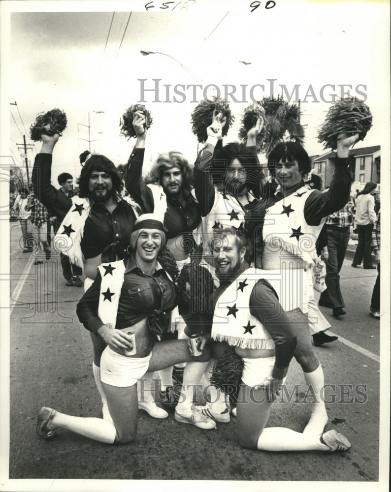 1980 New Orleans Mardi Gras costumes in the street  - Historic Images